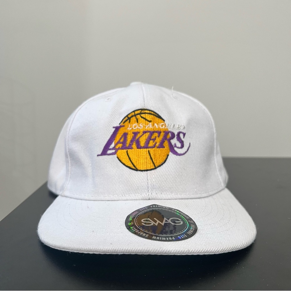 Los Angeles Lakers NBA White SWAG Adjustable Snapback Hat